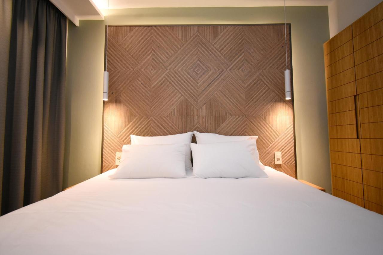 Elena Village Hotel & Suites Myrties Extérieur photo