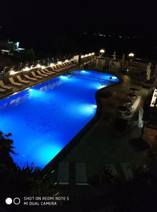 Elena Village Hotel & Suites Myrties Extérieur photo
